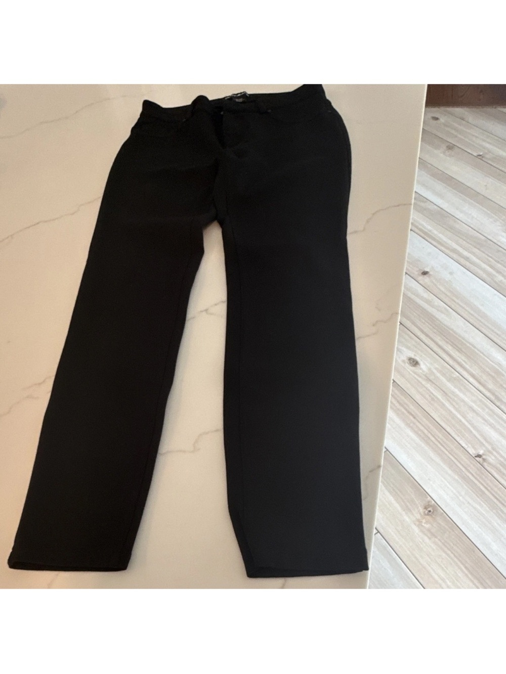 DKNY women’s Black Straight-Leg Stretch Pants